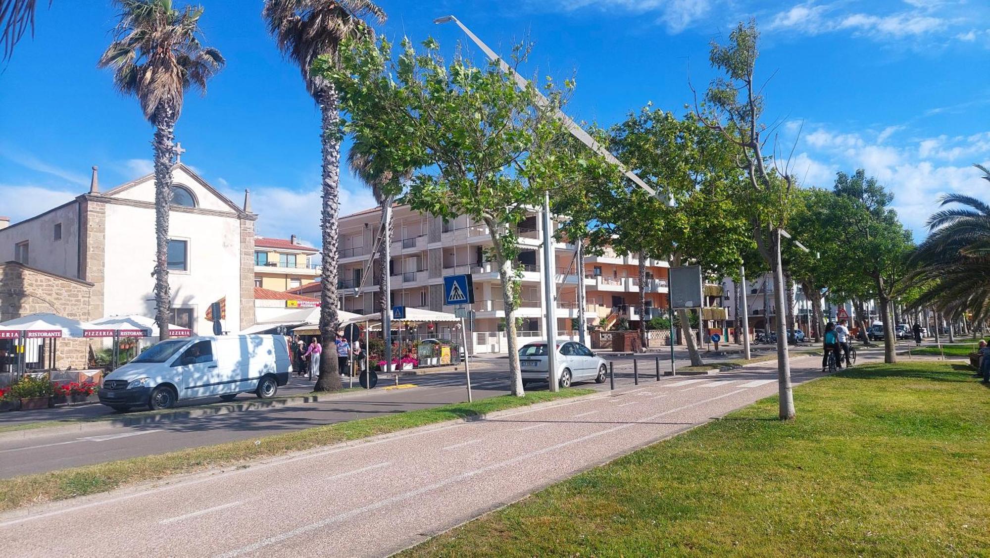 Lovealghero Stanze In Attico Vista Mare Luaran gambar