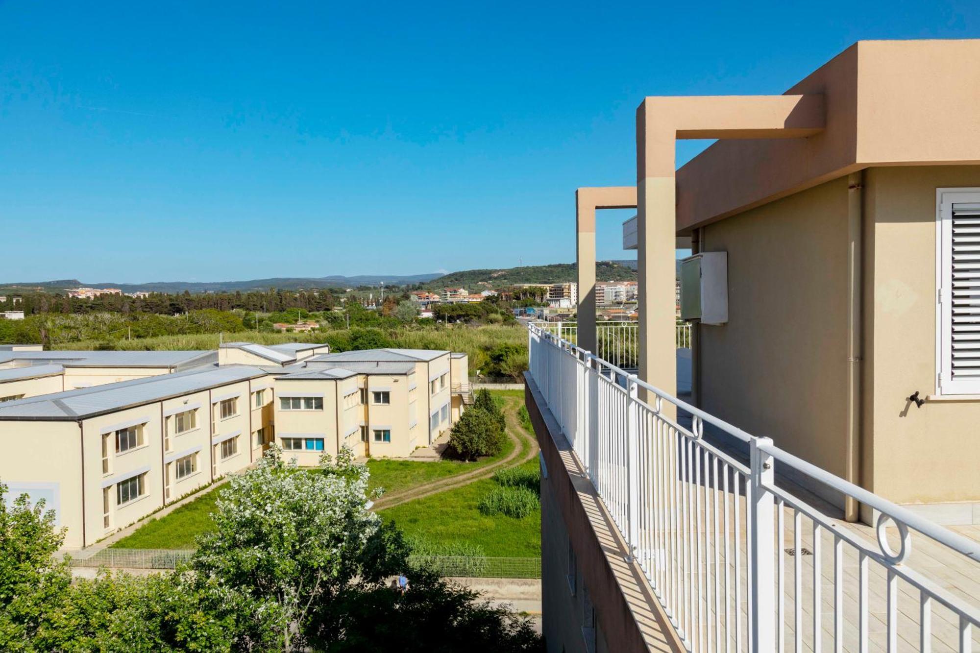 Lovealghero Stanze In Attico Vista Mare Luaran gambar